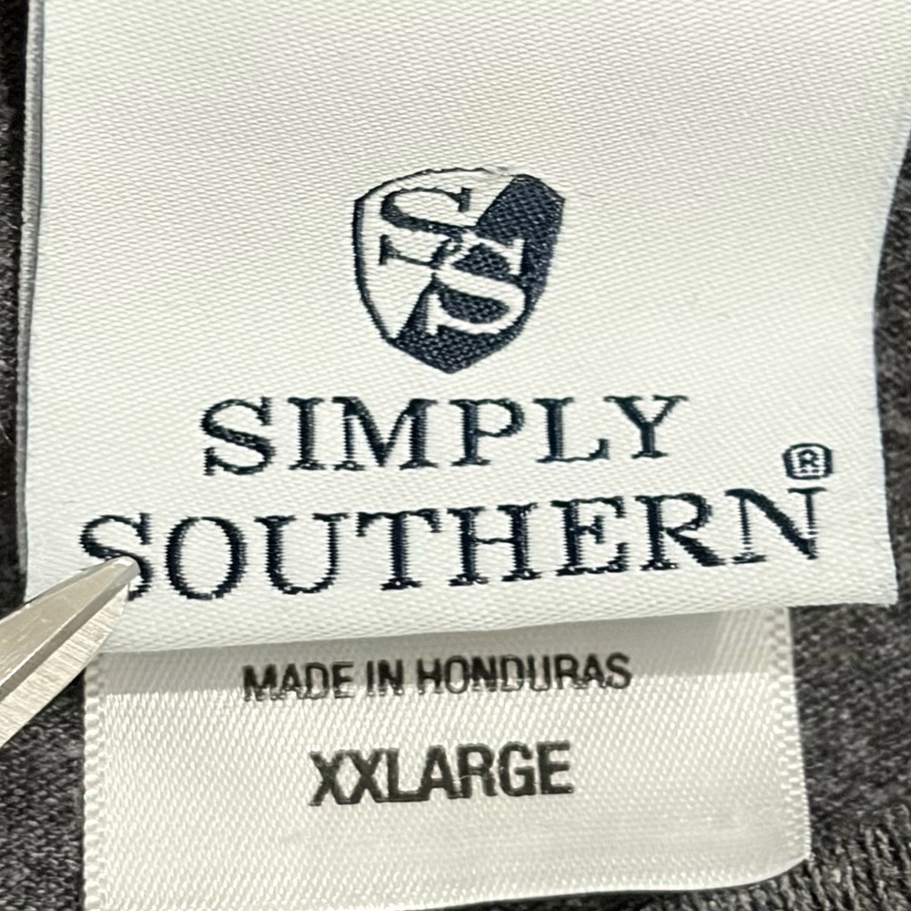 Simply Southern Tailgates & Touchdowns "Go Team" Heather Grey Long Sleeve Tee - Picture 10 of 14